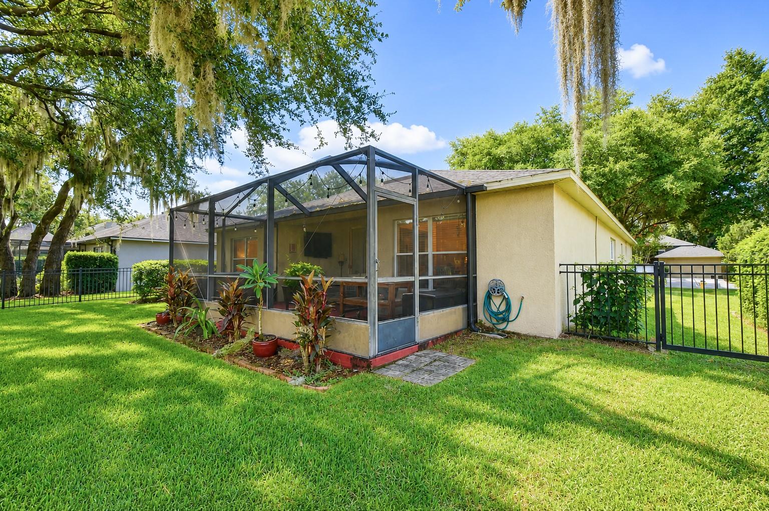 6209 Gannetdale Dr Property Photo 26