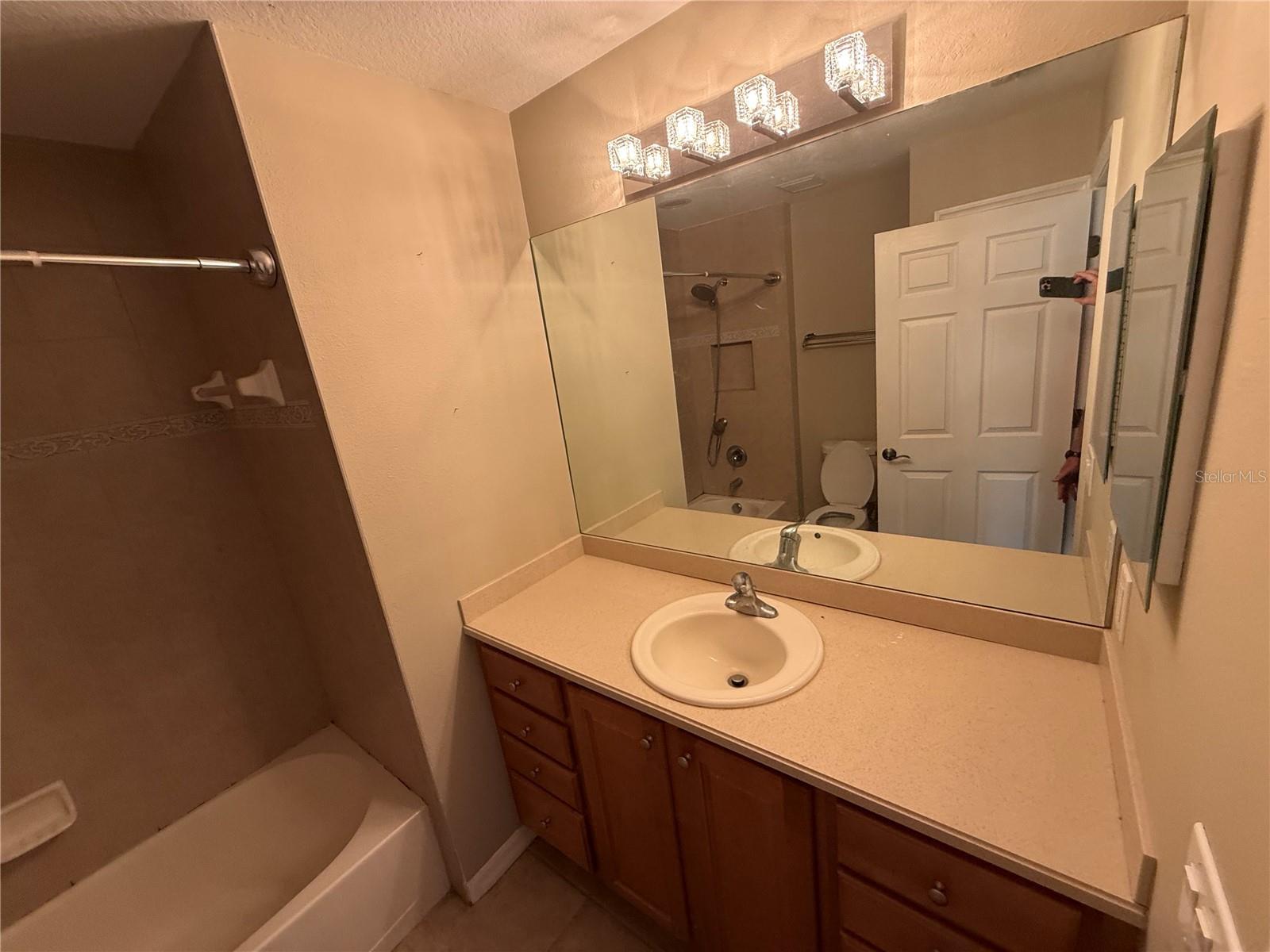 11550 52nd Ct E Property Photo 10