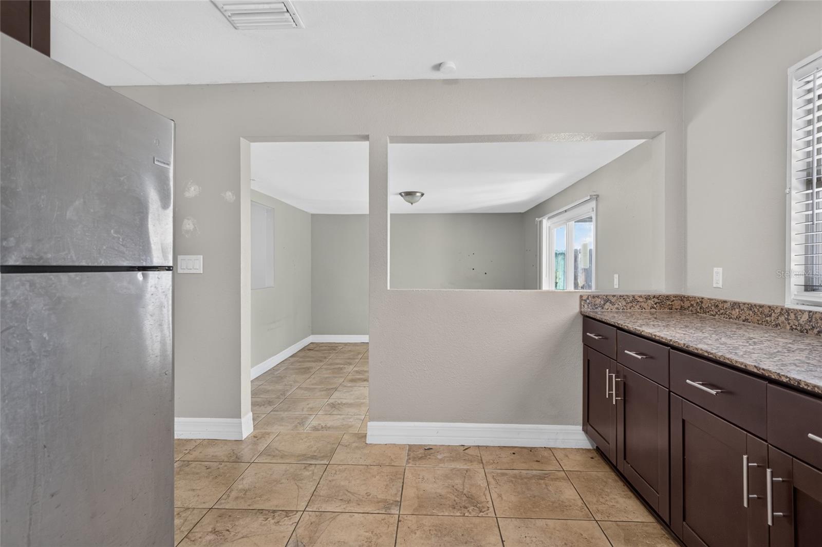 3615 W Rogers Ave Property Photo 12