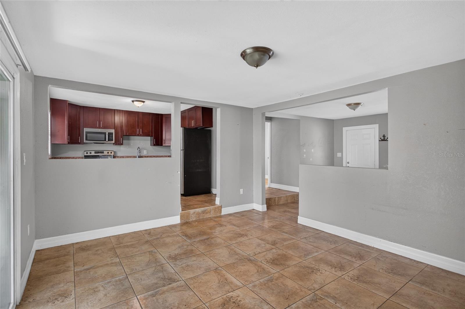 3615 W Rogers Ave Property Photo 13