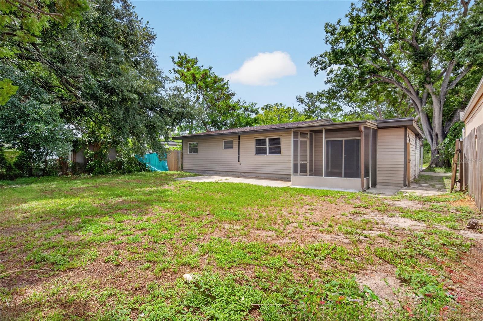 3615 W Rogers Ave Property Photo 28