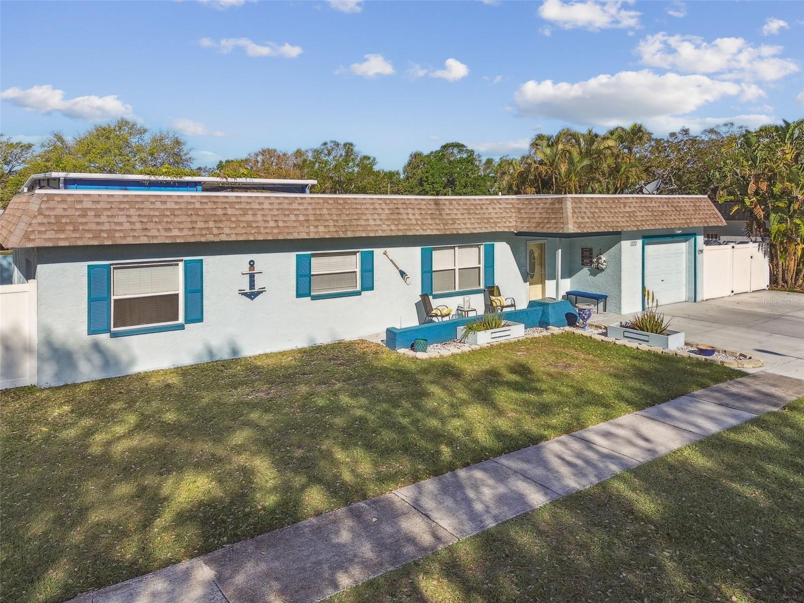 12252 ELDON DR Property Photo 1