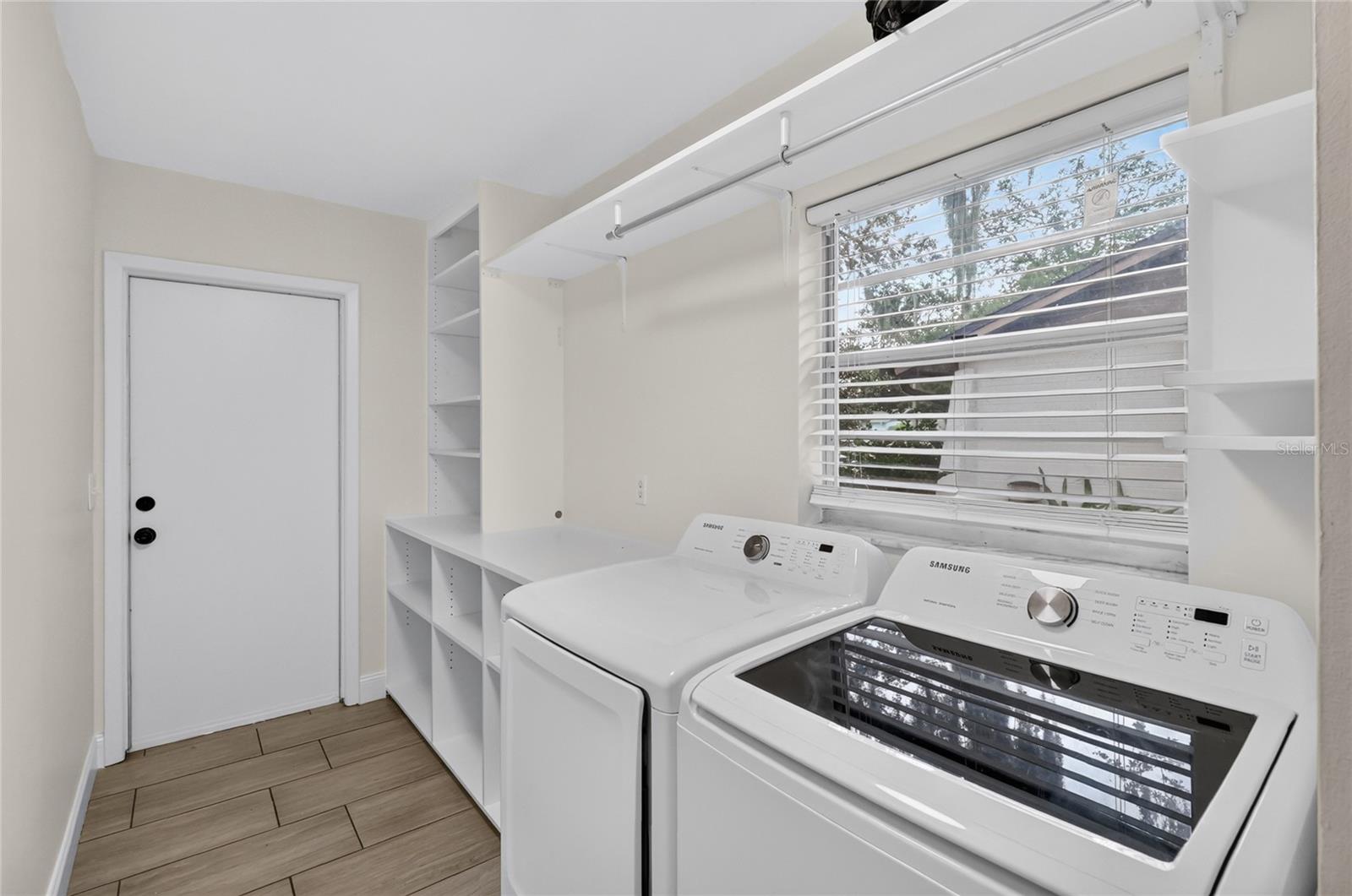 724 Isleton Dr Property Photo 31