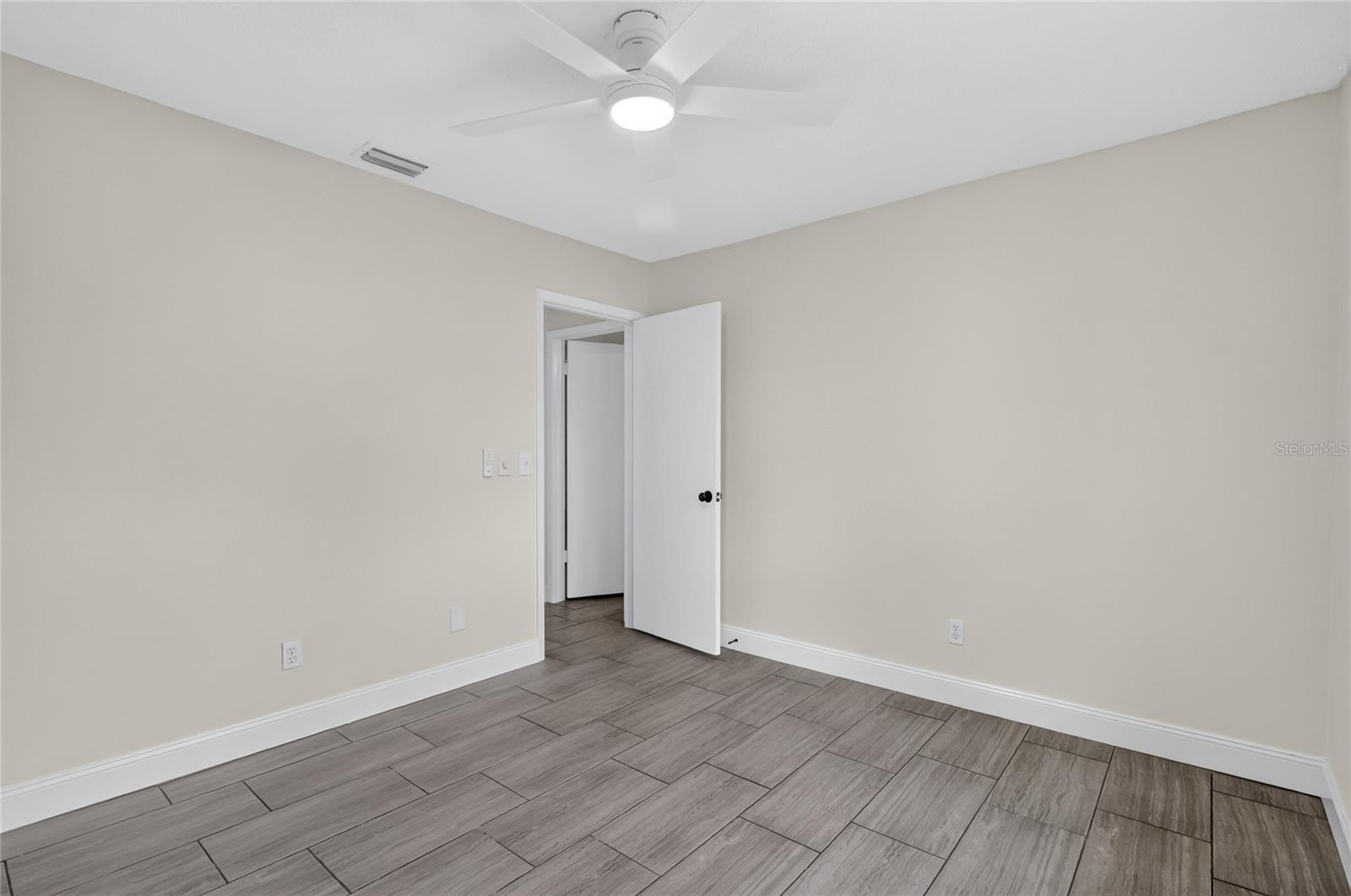 724 Isleton Dr Property Photo 46