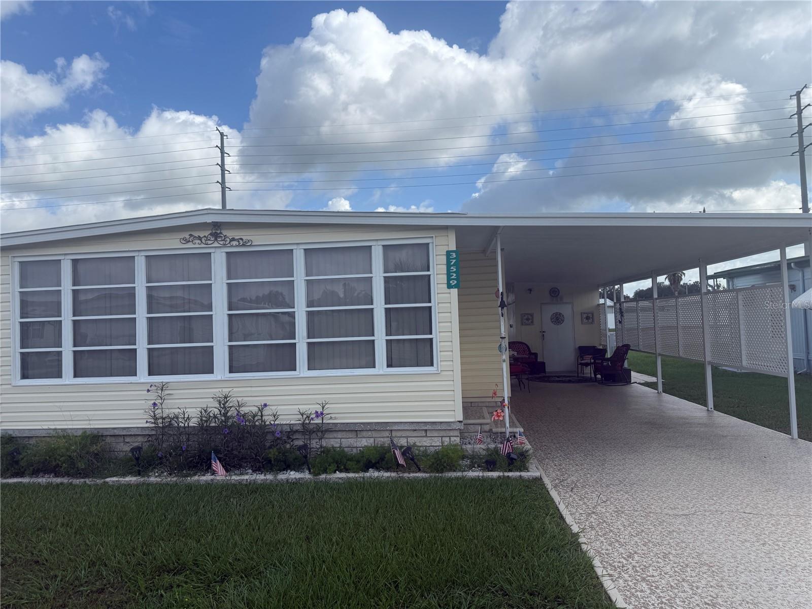 37529 Attica Ave Property Photo 1