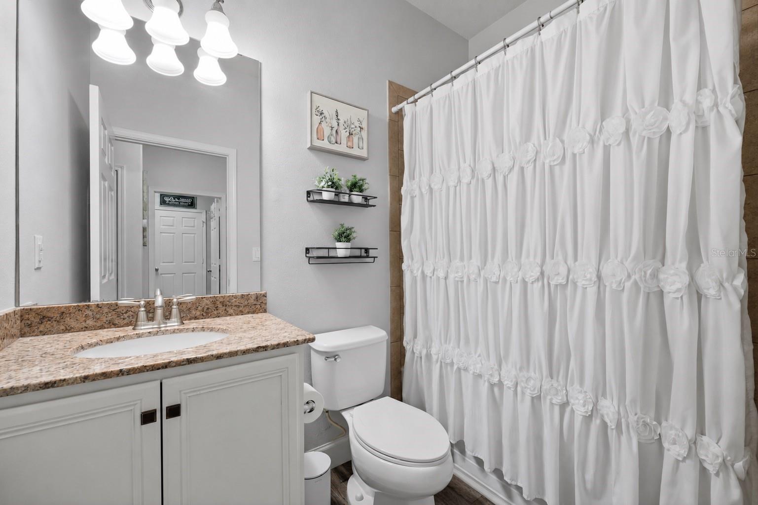 2814 Maple Brook Loop Property Photo 23
