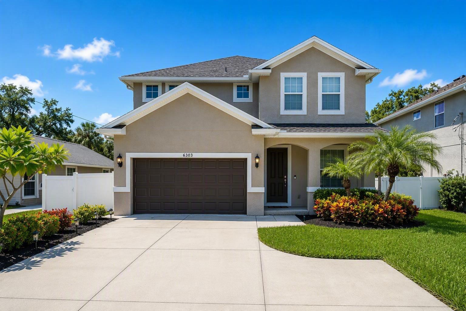6303 S MACDILL AVE Property Photo 1