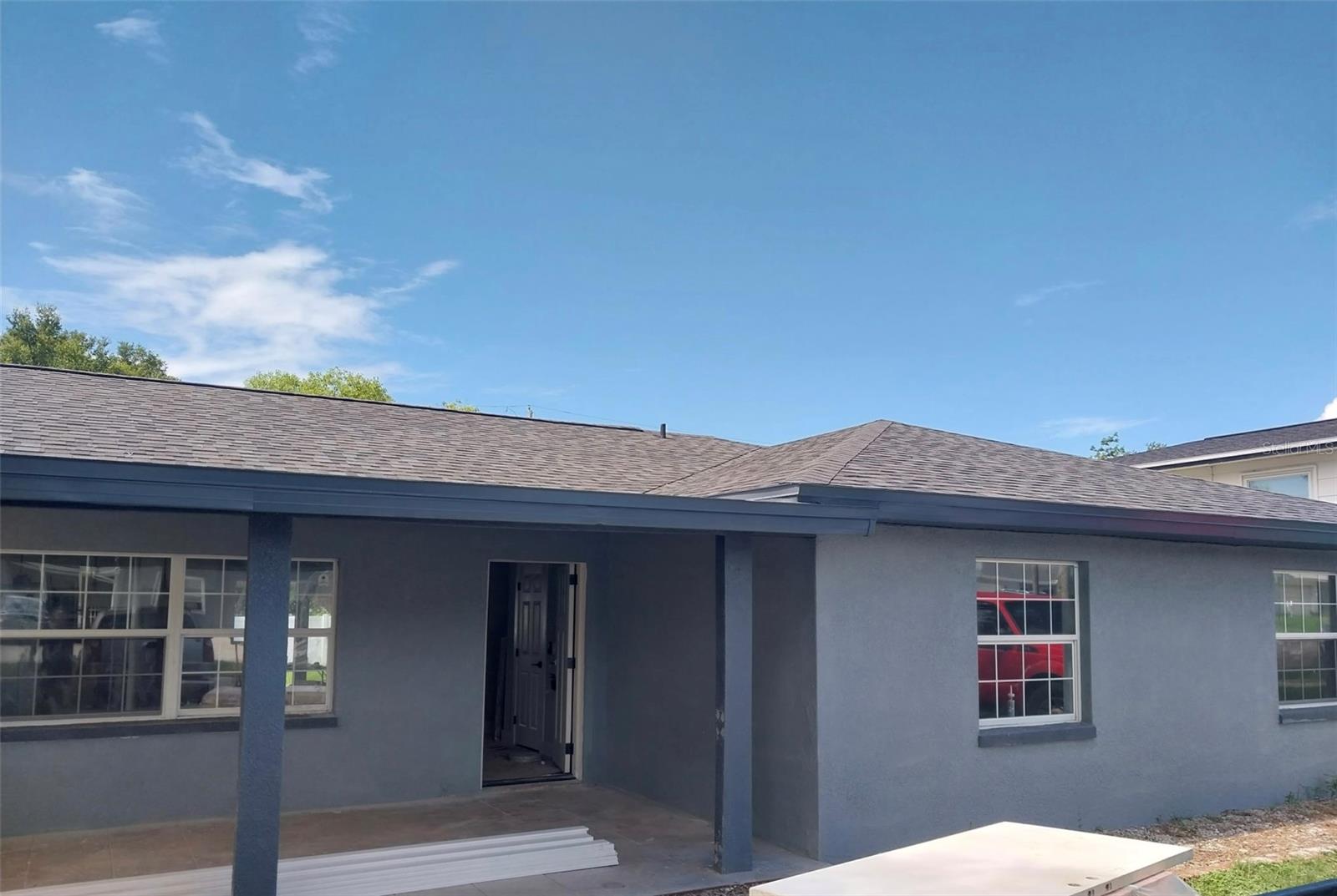 527 JULIE LN Property Photo 1