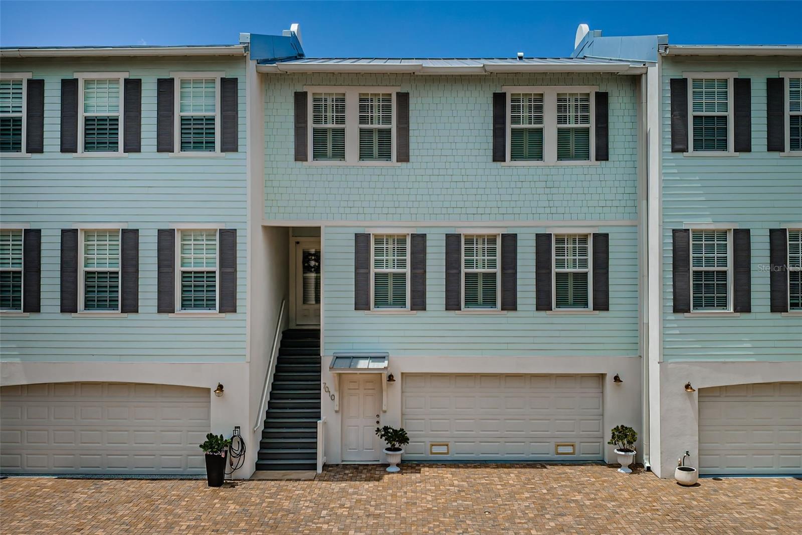 7010 Grevilla Ave S Property Photo 5