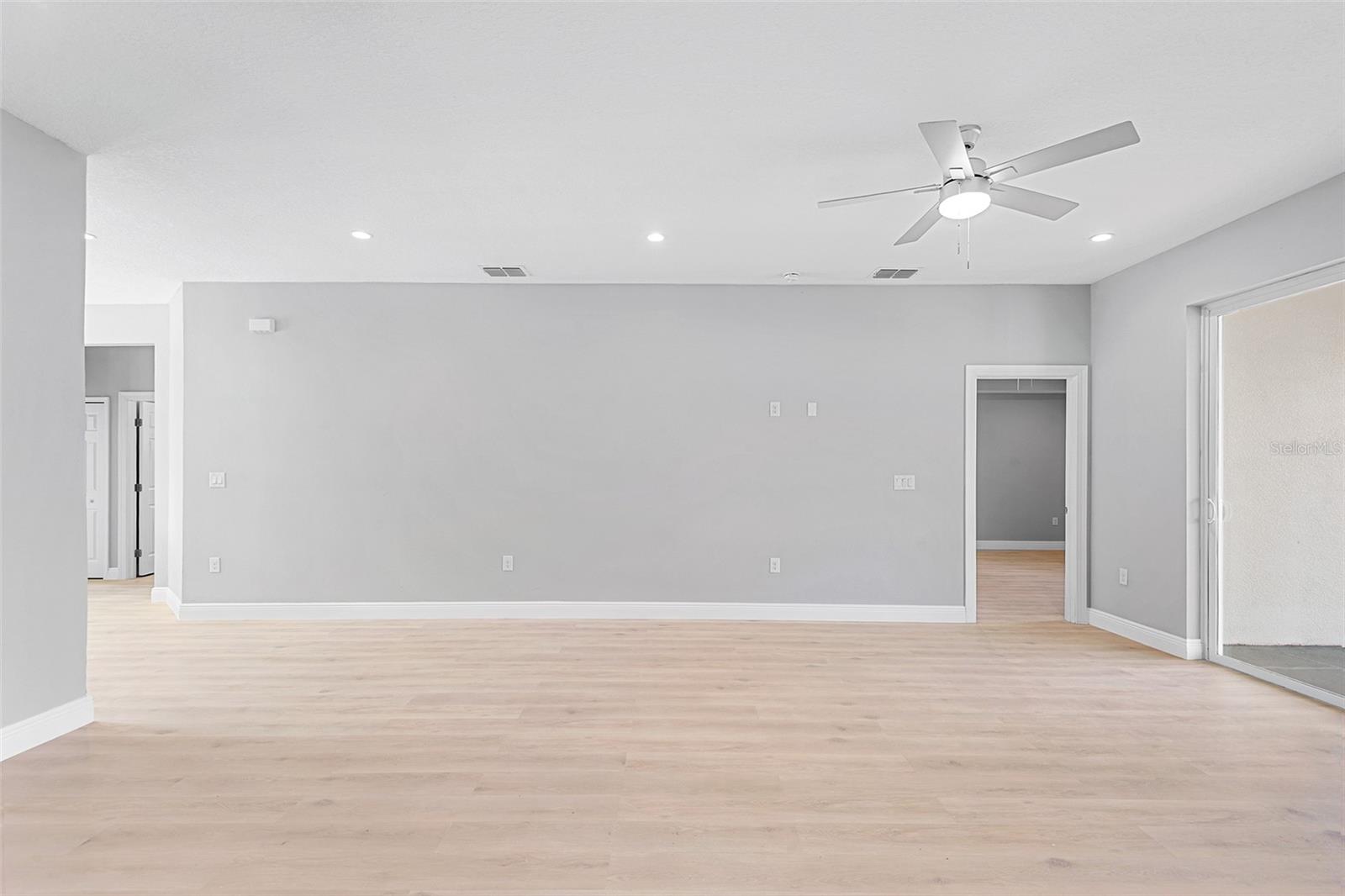 2519 Avenue E Sw Property Photo 6