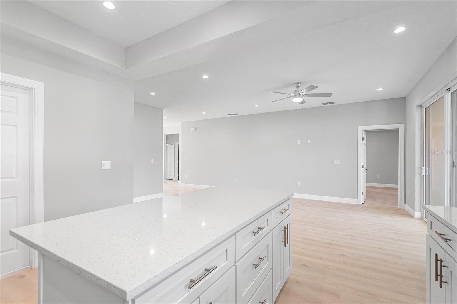 2519 Avenue E Sw Property Photo 10