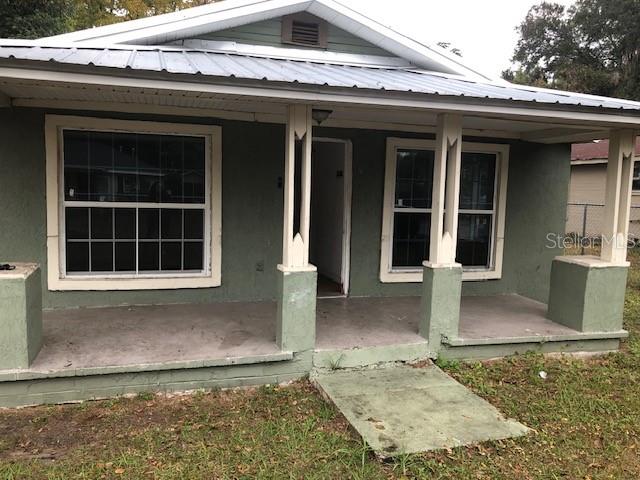 414 NW 9TH AVE Property Photo 1