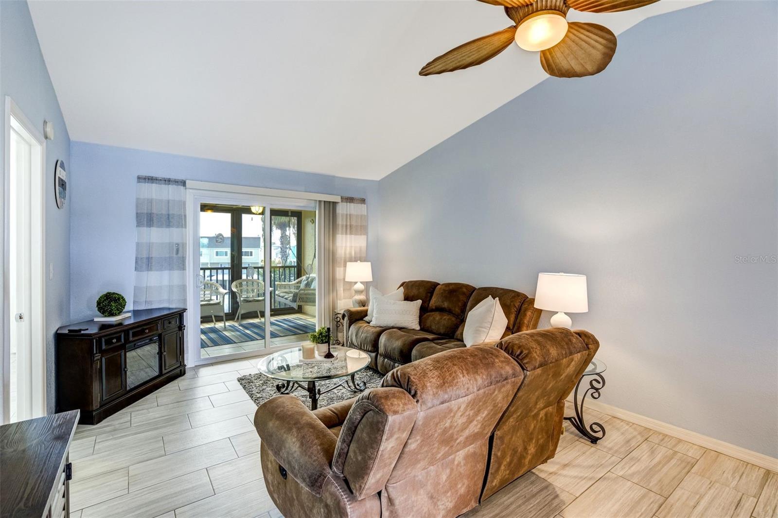460 S Paula Dr #108 Property Photo 8