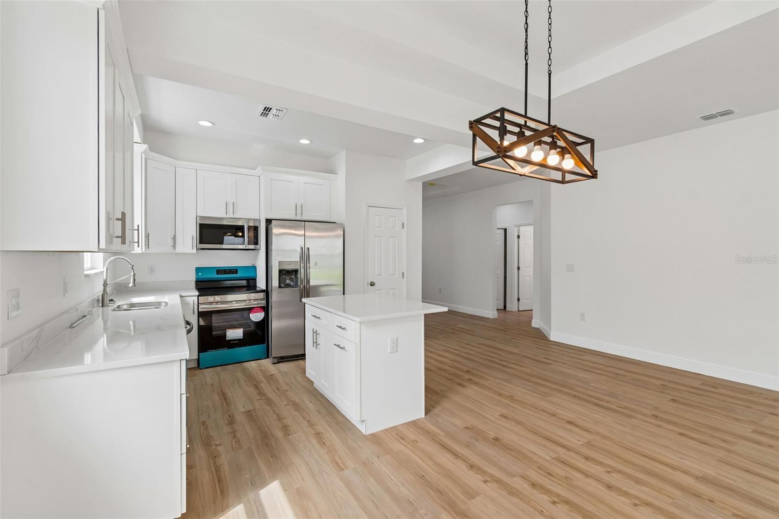 2523 Avenue E Sw Property Photo 10