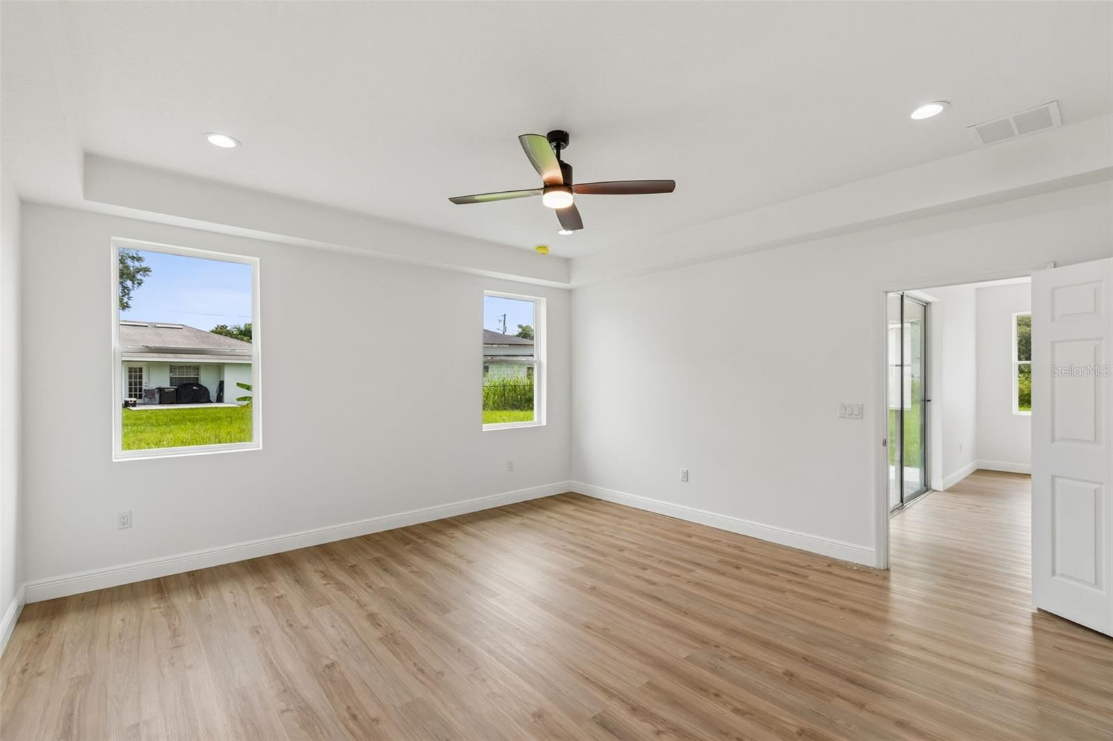 2523 Avenue E Sw Property Photo 26