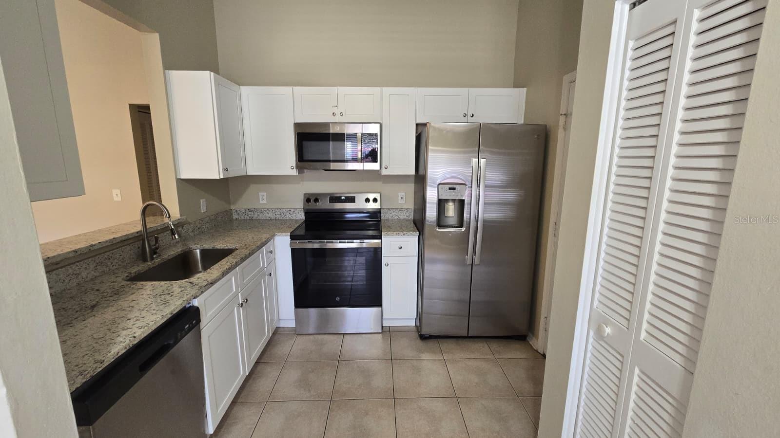 1501 Kestrel Way Property Photo 4