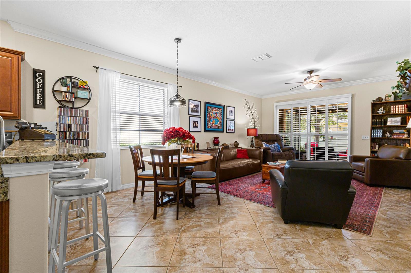 9524 Trumpet Vine Loop Property Photo 8