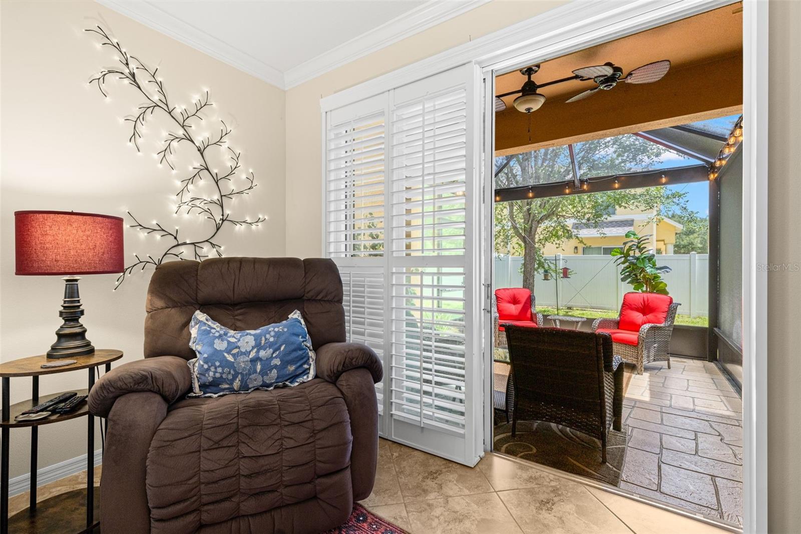 9524 Trumpet Vine Loop Property Photo 14