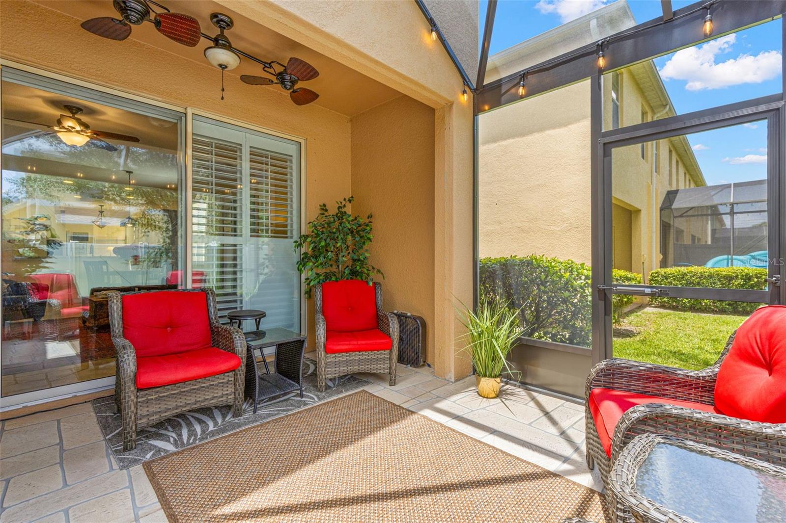 9524 Trumpet Vine Loop Property Photo 16
