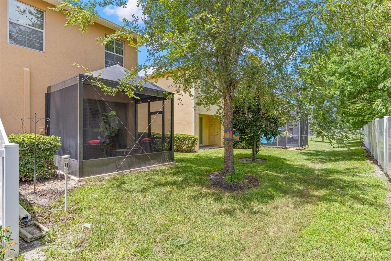 9524 Trumpet Vine Loop Property Photo 34