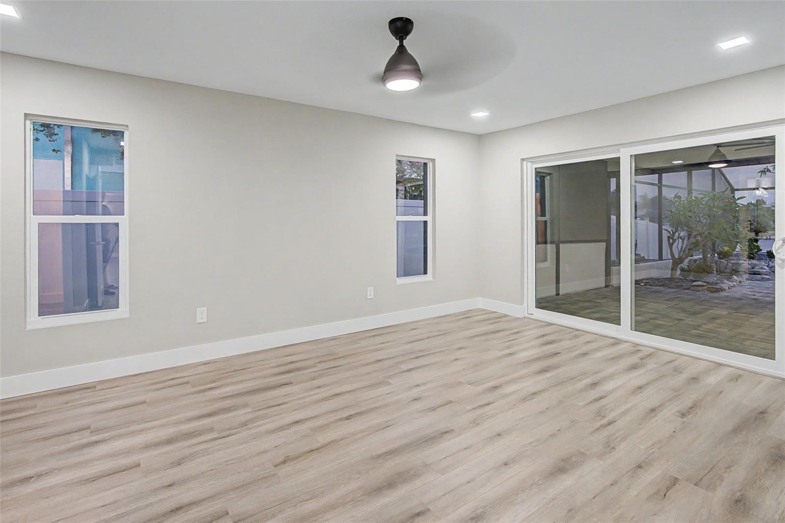 728 Spanish Main Dr Property Photo 27