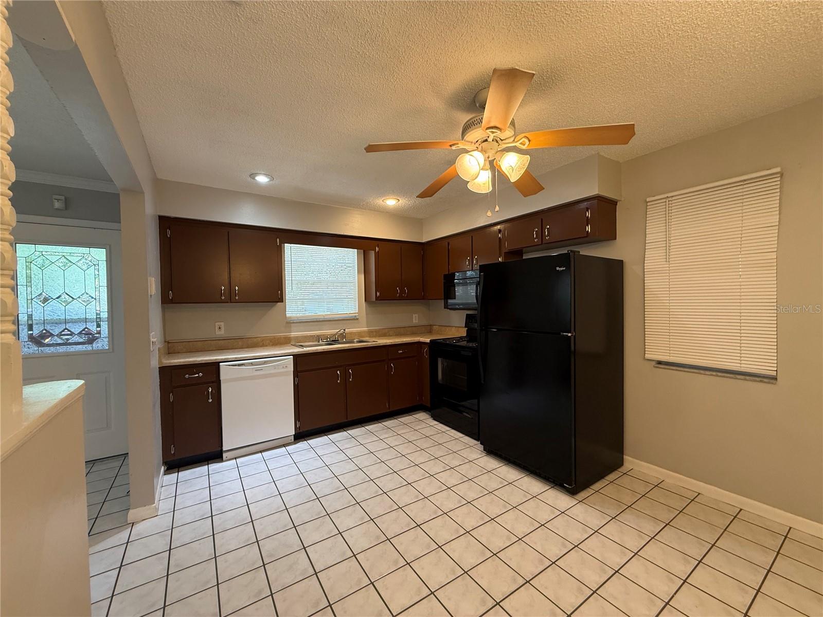 39648 Meadowood Loop Property Photo 10
