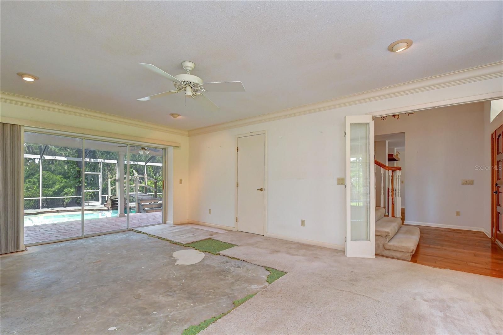 914 S Miller Rd Property Photo 17