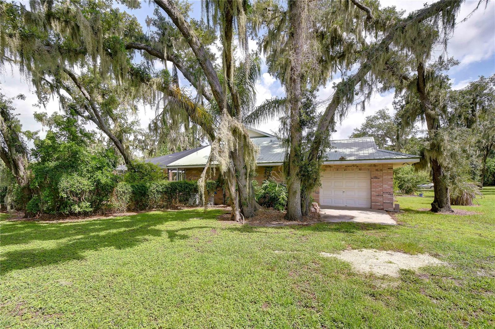 914 S Miller Rd Property Photo 47