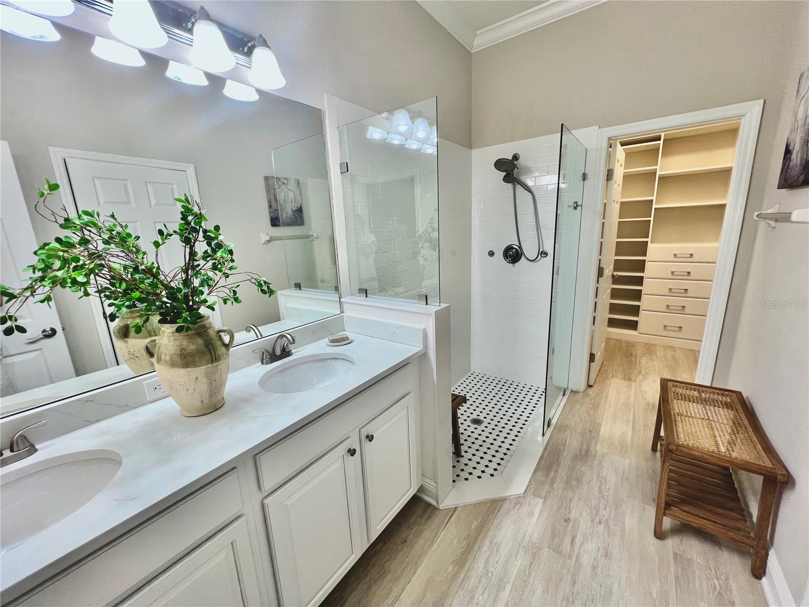 210 Latitude Pl Property Photo 11