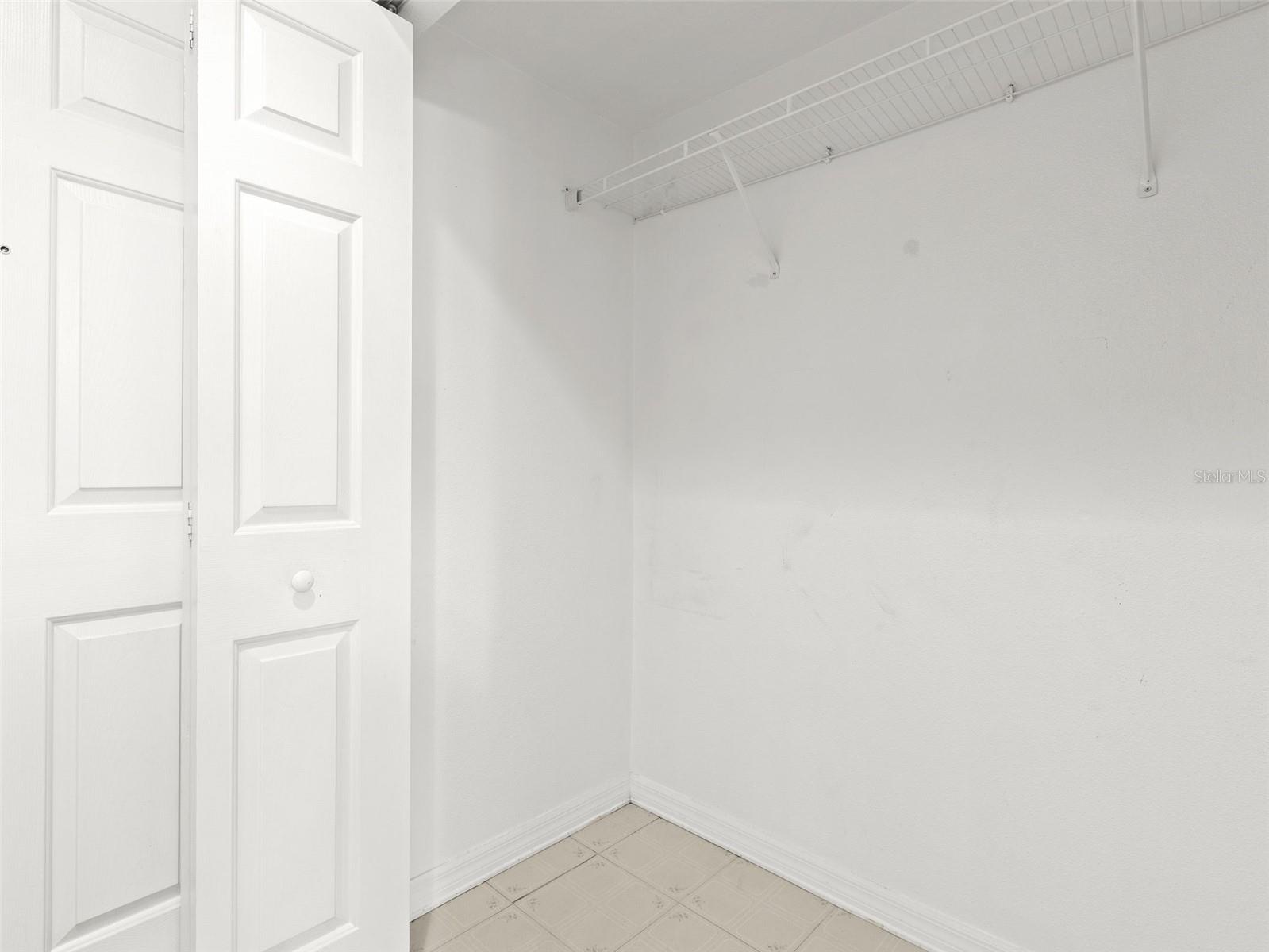 2412 Middleton Grove Dr Property Photo 19