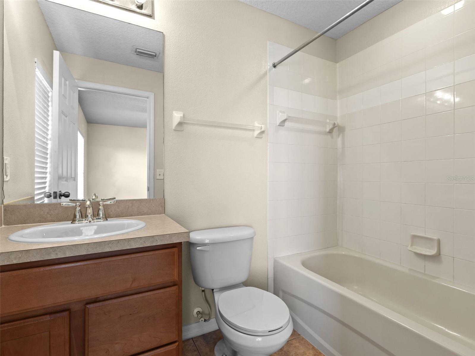 2412 Middleton Grove Dr Property Photo 29