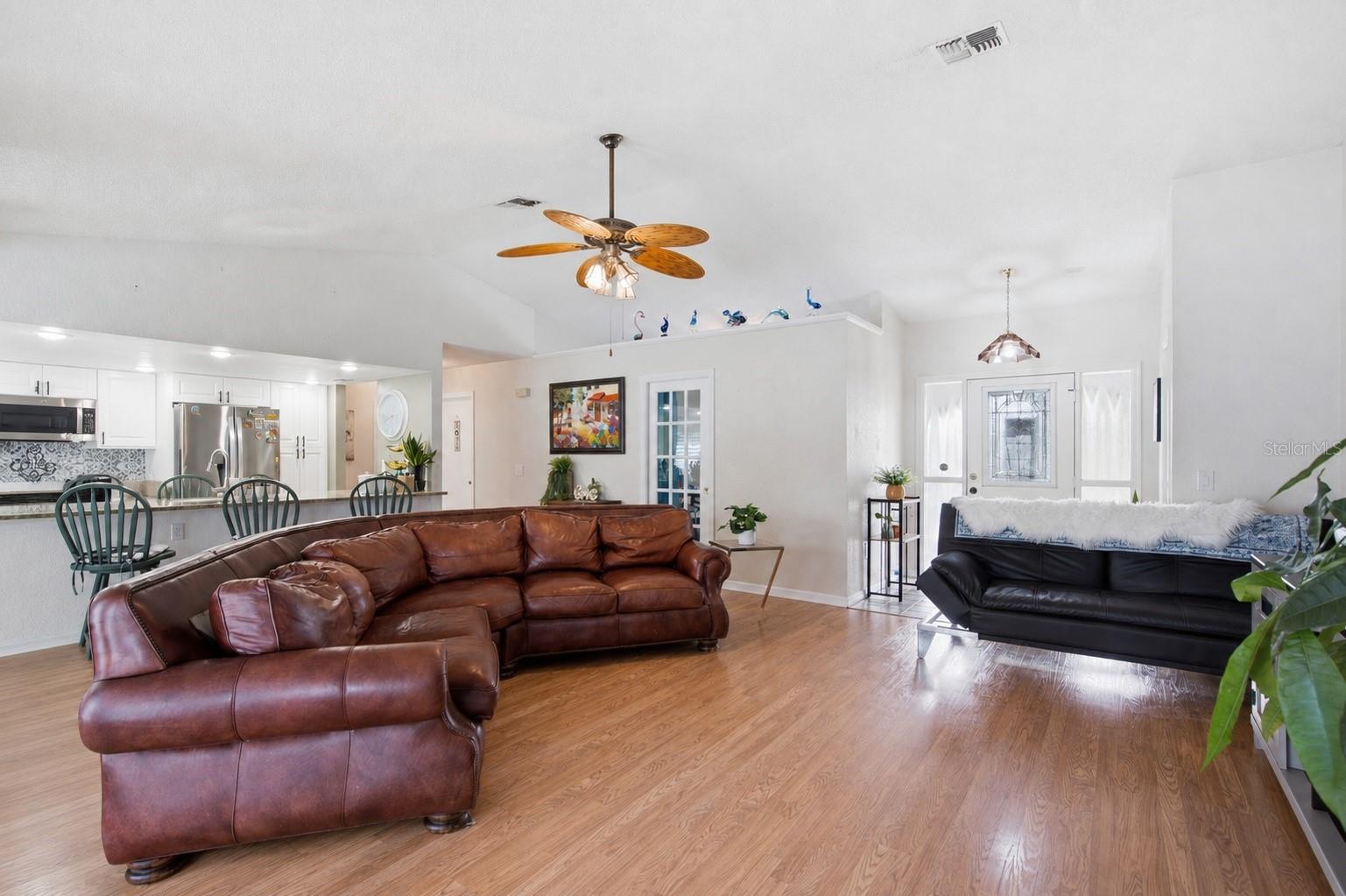 13220 Linden Dr Property Photo 11