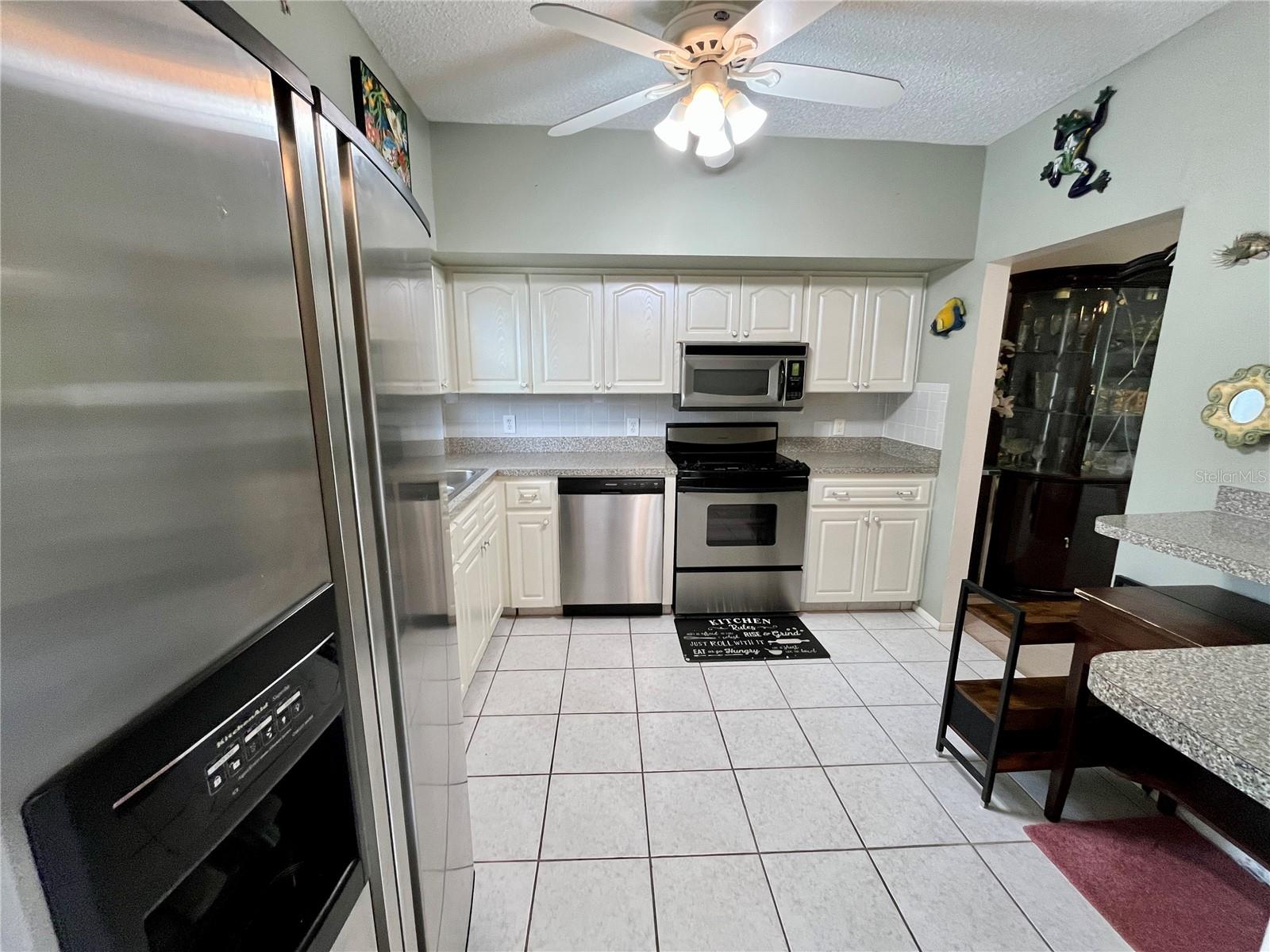 2471 Sumatran Way #43 Property Photo 5