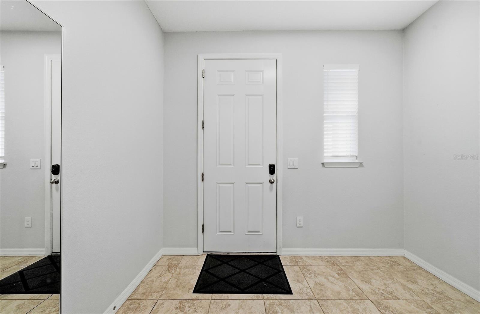 18924 Ulmus St Property Photo 6