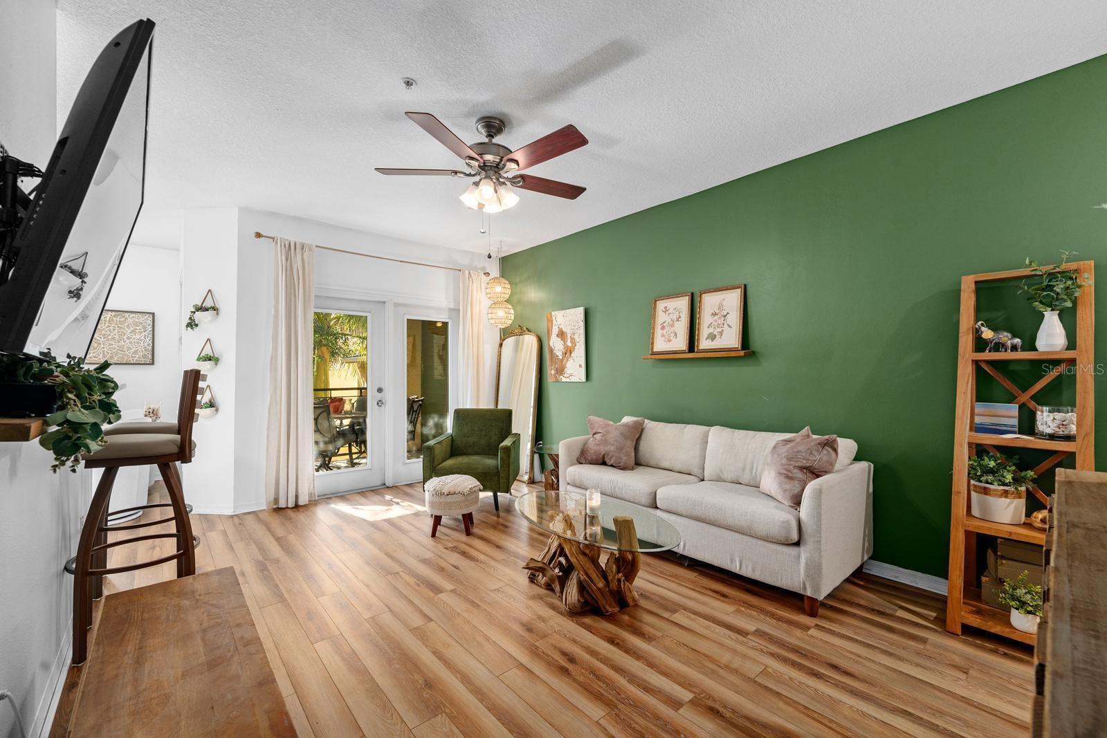 2010 E Palm Ave #14317 Property Photo 4