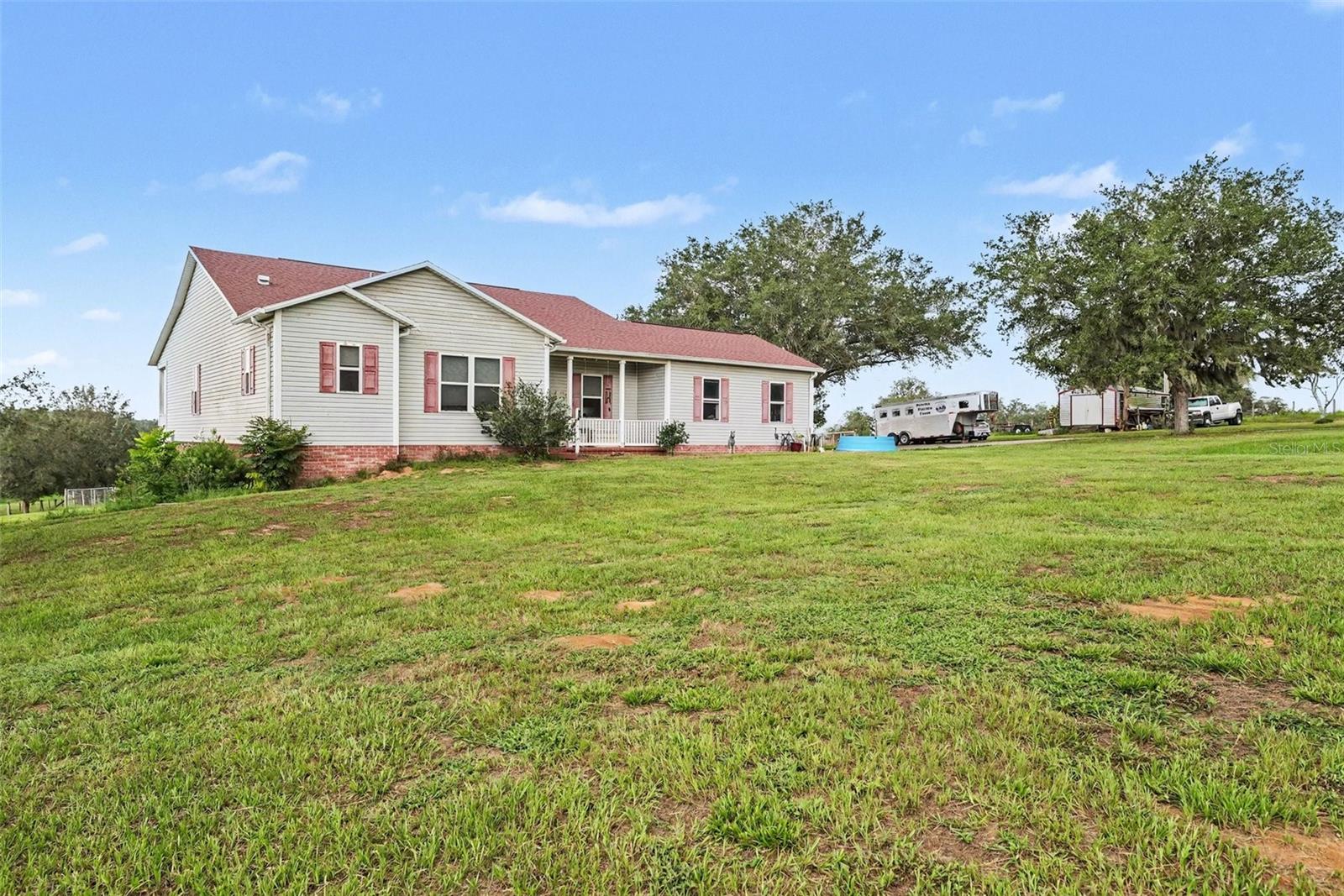 36304 Tomkow Ln Property Photo 1