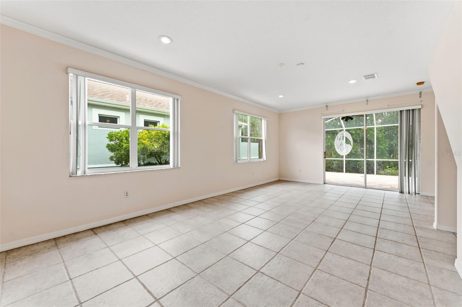 7606 Berna Ln Property Photo 6