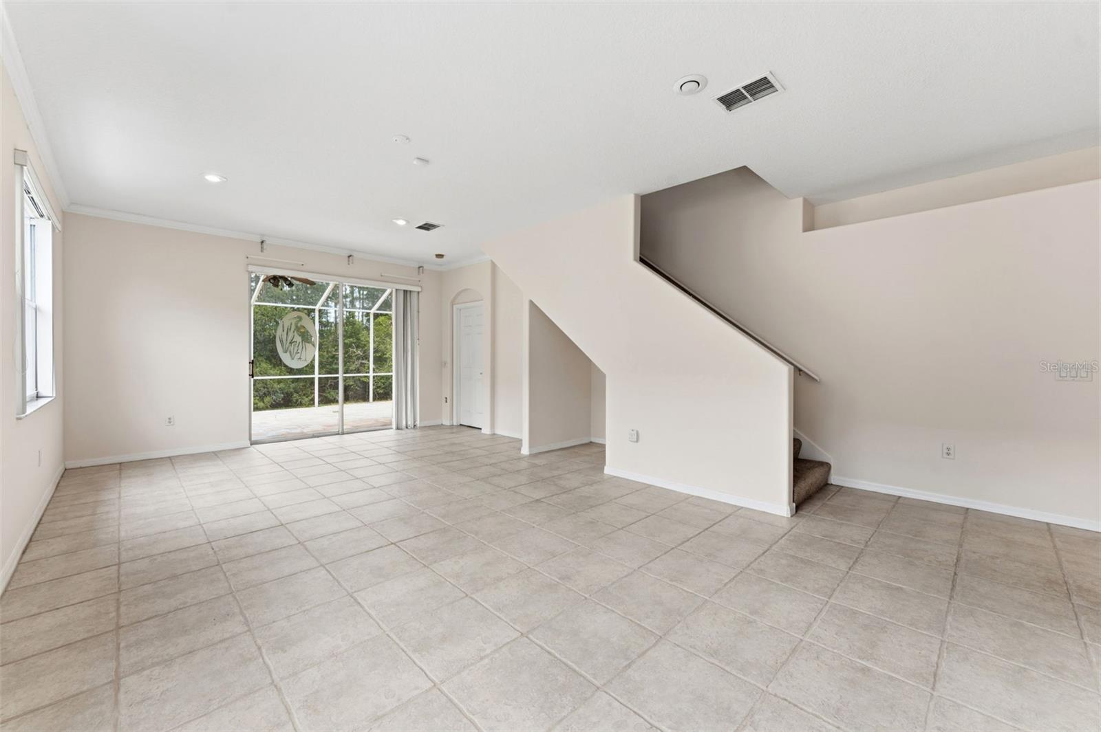 7606 Berna Ln Property Photo 7
