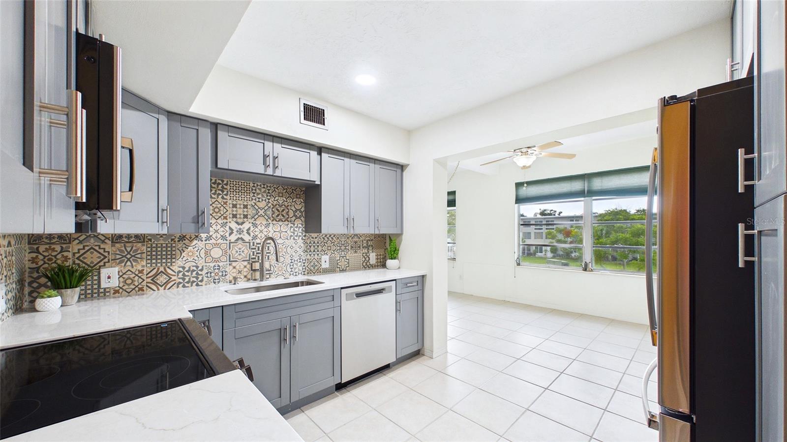 2454 Australia Way E #32 Property Photo 17