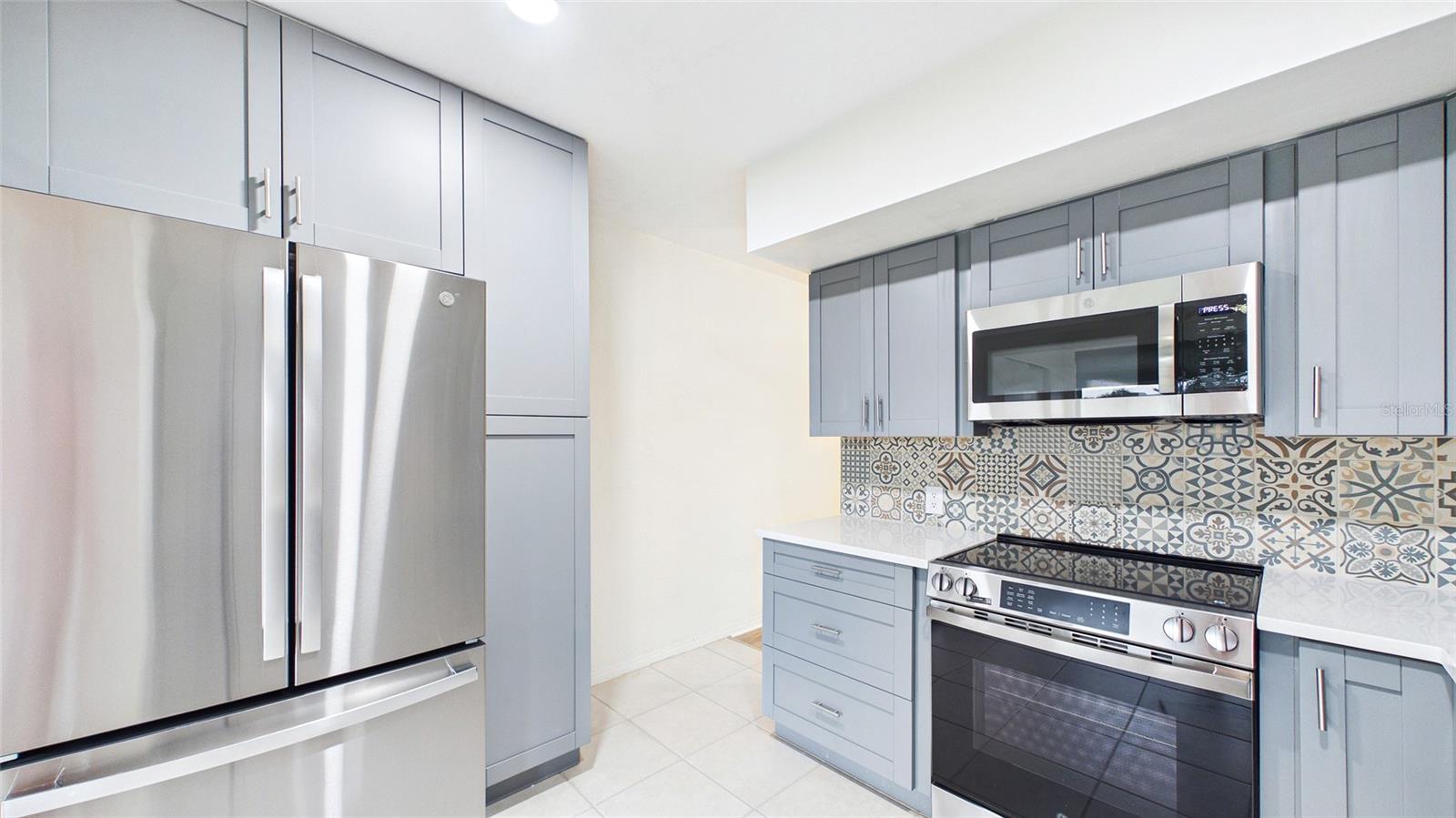 2454 Australia Way E #32 Property Photo 21