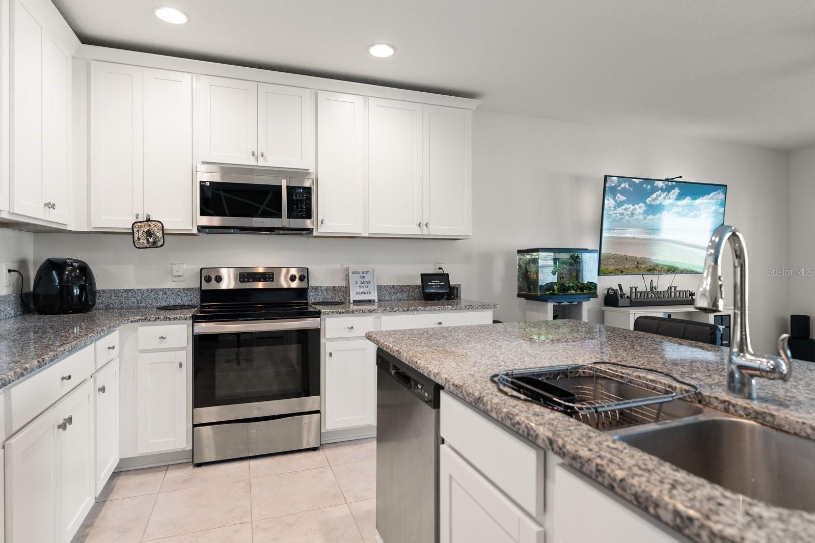 13120 Conquistador Loop Property Photo 4
