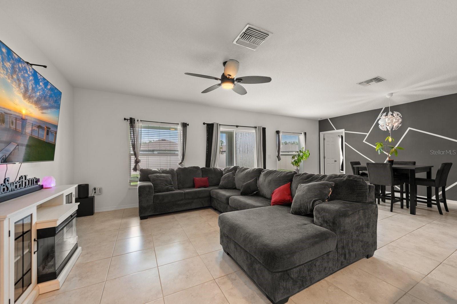 13120 Conquistador Loop Property Photo 8