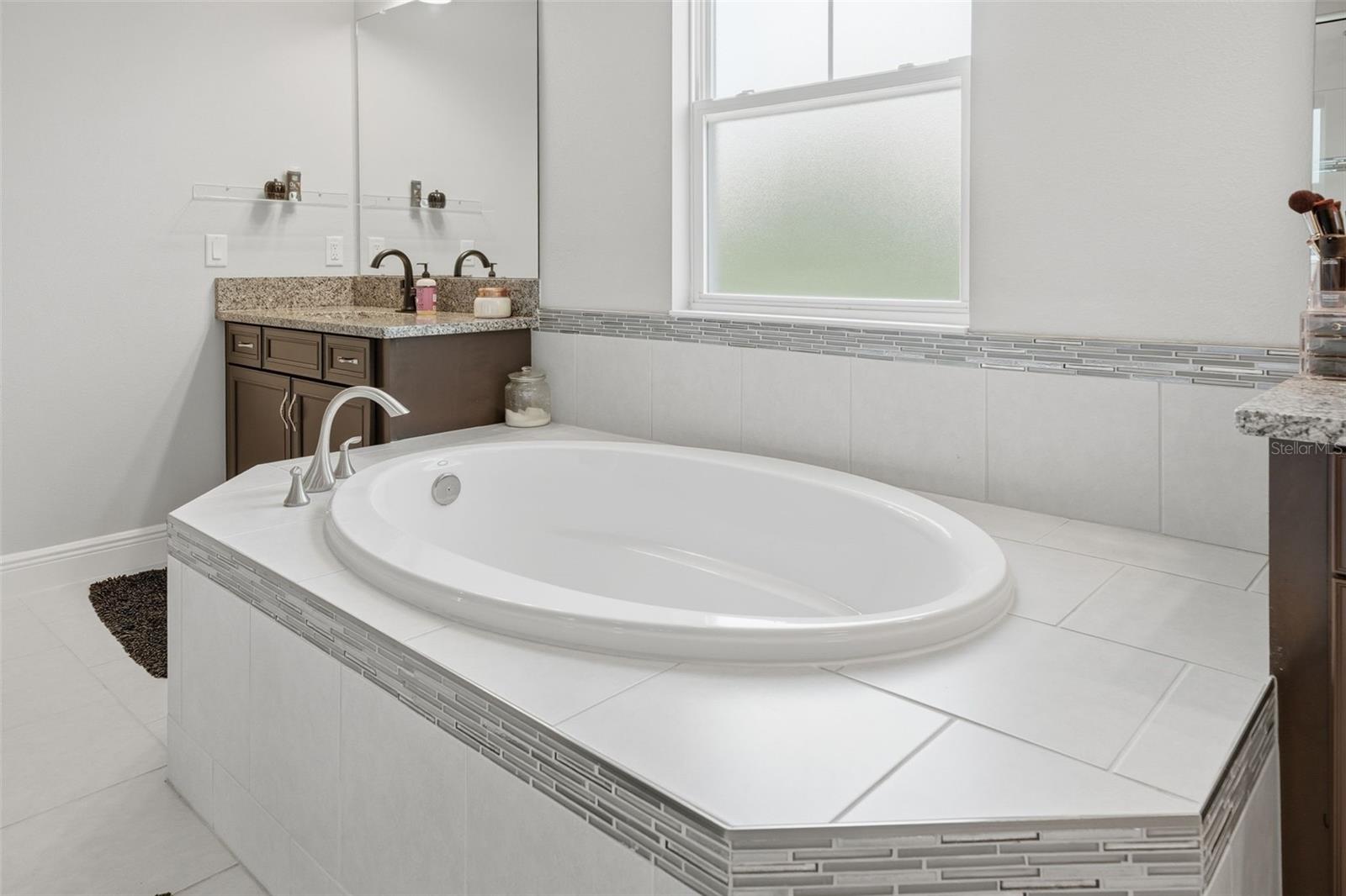 4801 Ballantrae Blvd Property Photo 40