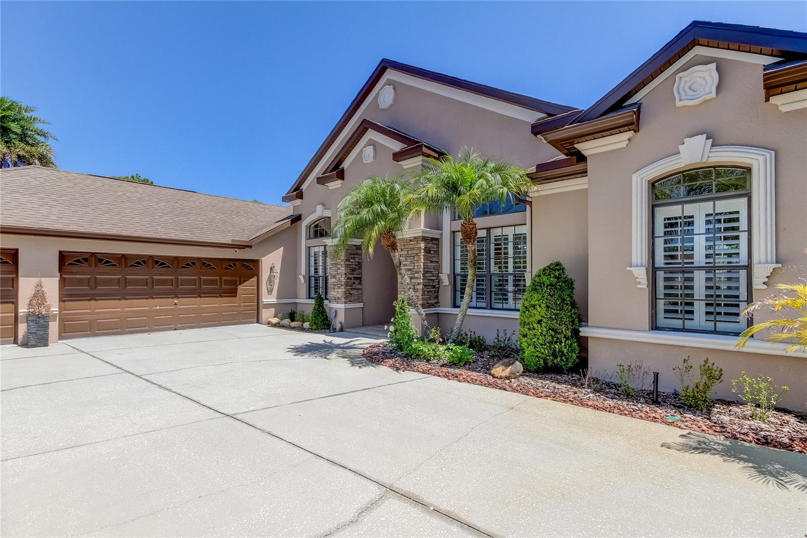 1422 Aristides Ct Property Photo 6