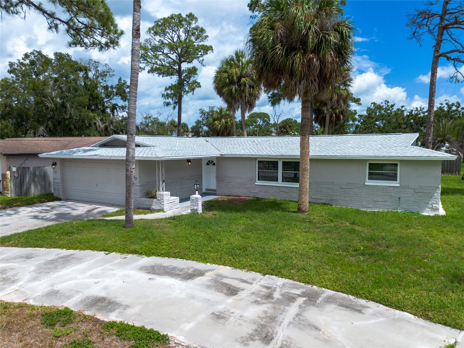 5627 Berlin Dr Property Photo 3