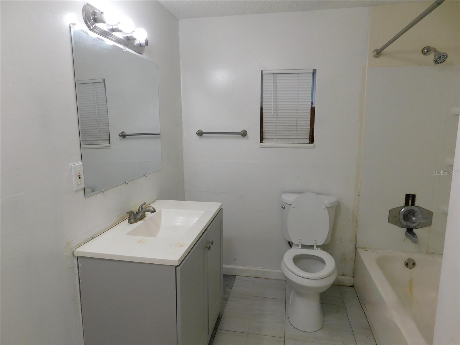 1402 Maluhia Dr Property Photo 25