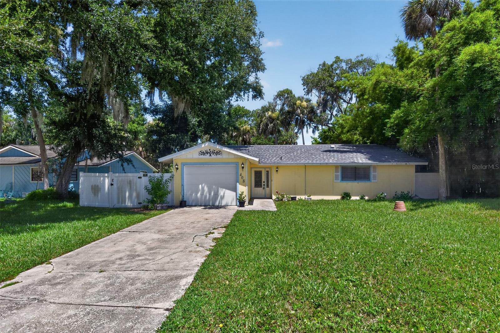 408 Palm Ave Property Photo 2