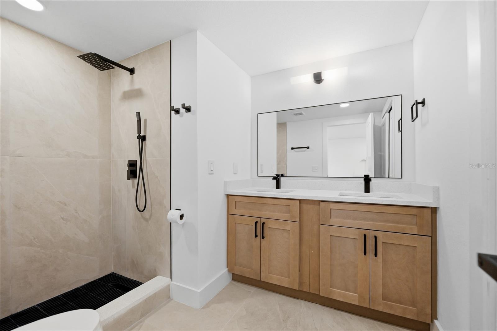 8602 Briar Grove Cir Property Photo 7