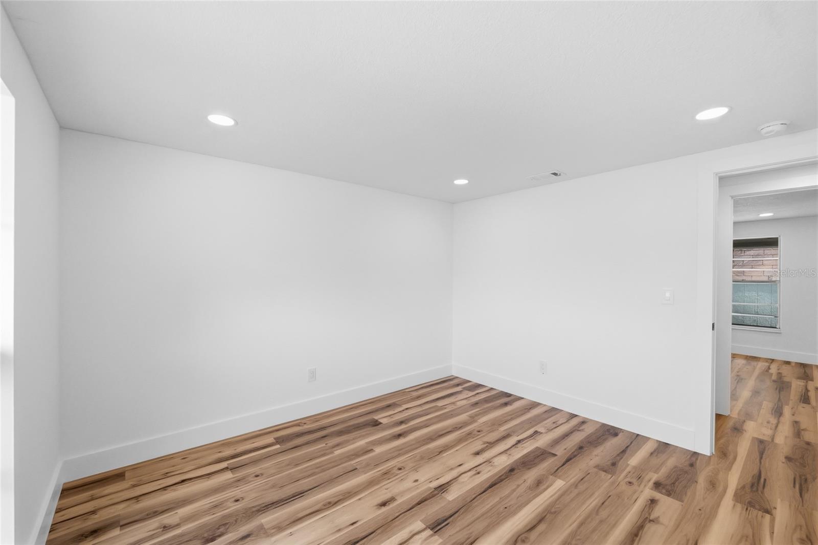 8602 Briar Grove Cir Property Photo 13