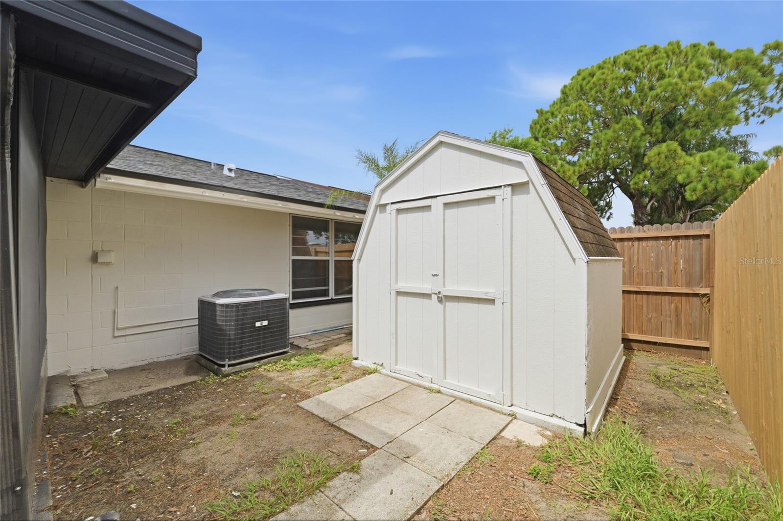 8602 Briar Grove Cir Property Photo 17
